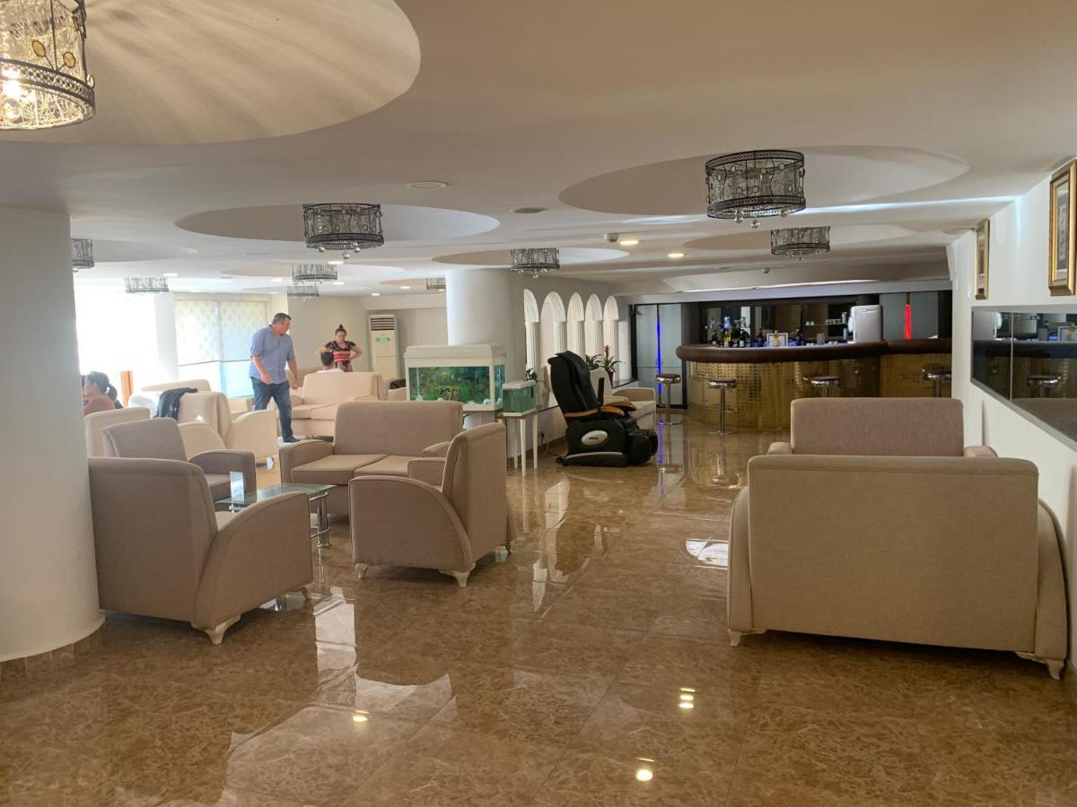Kecik Hotel Истанбул Екстериор снимка