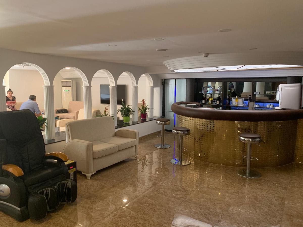 Kecik Hotel Истанбул Екстериор снимка