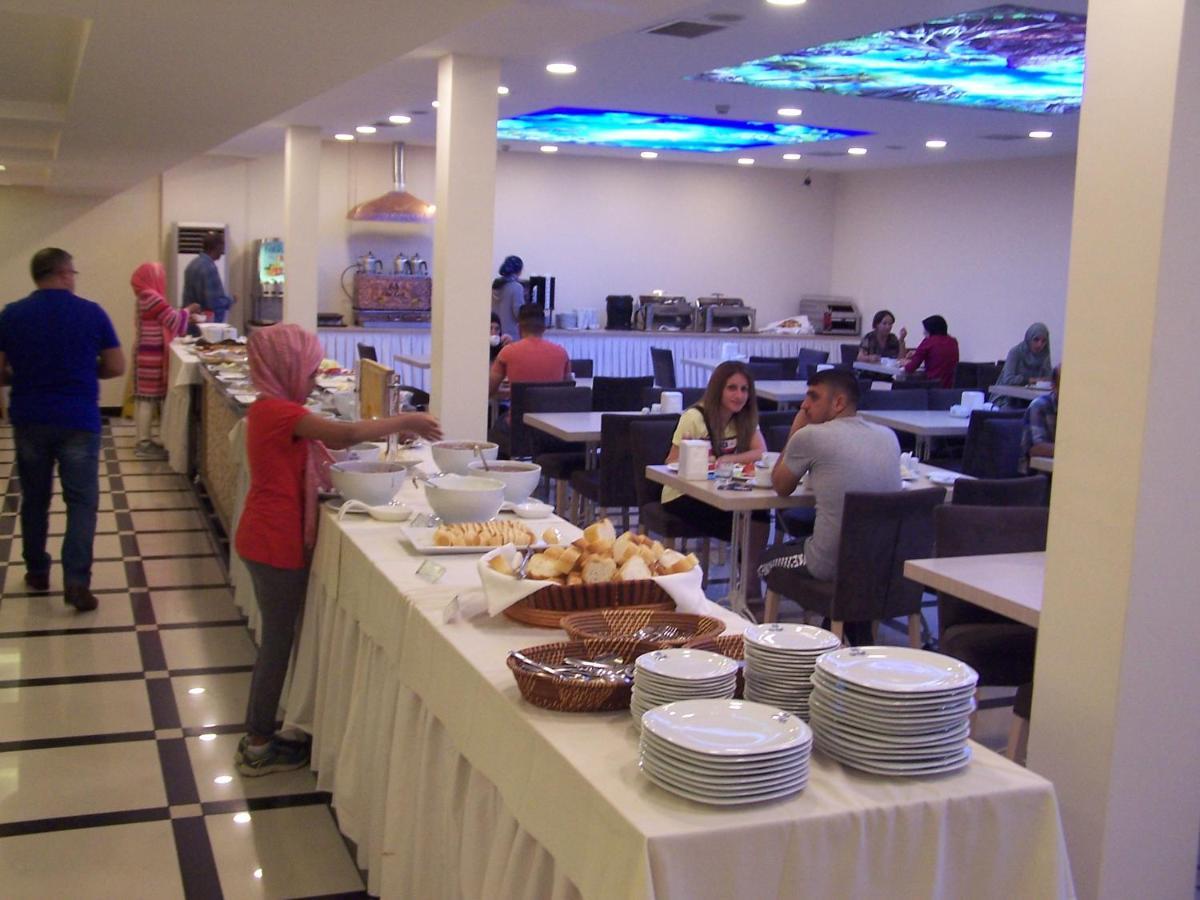 Kecik Hotel Истанбул Екстериор снимка