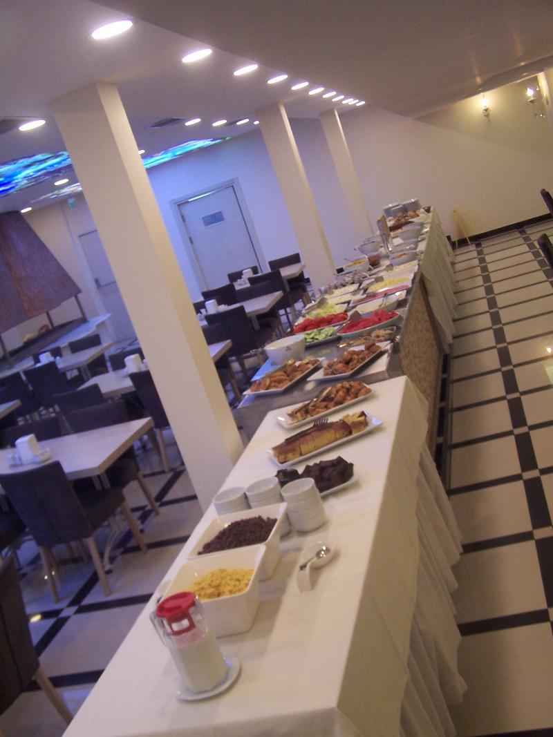 Kecik Hotel Истанбул Екстериор снимка